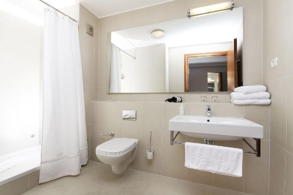 Hotel The Residence (Podstrana)